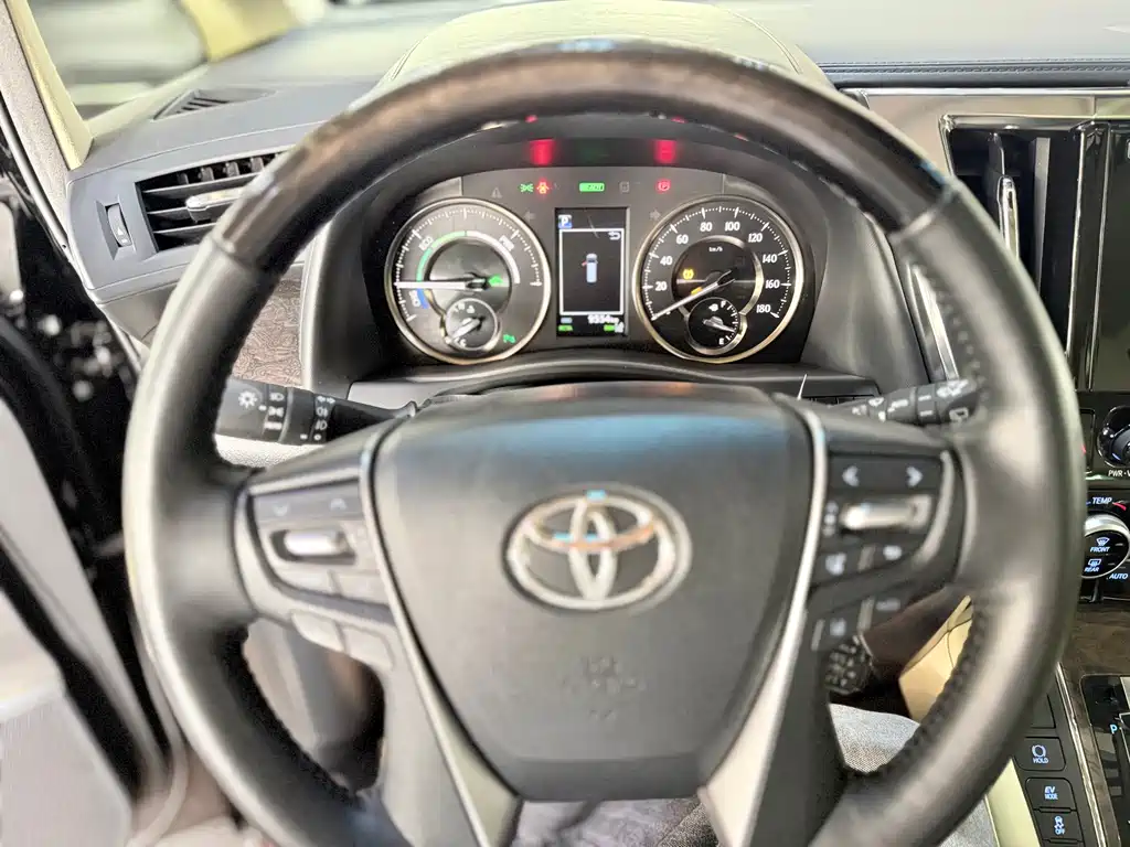 Toyota Vellfire 2019 — фото 6