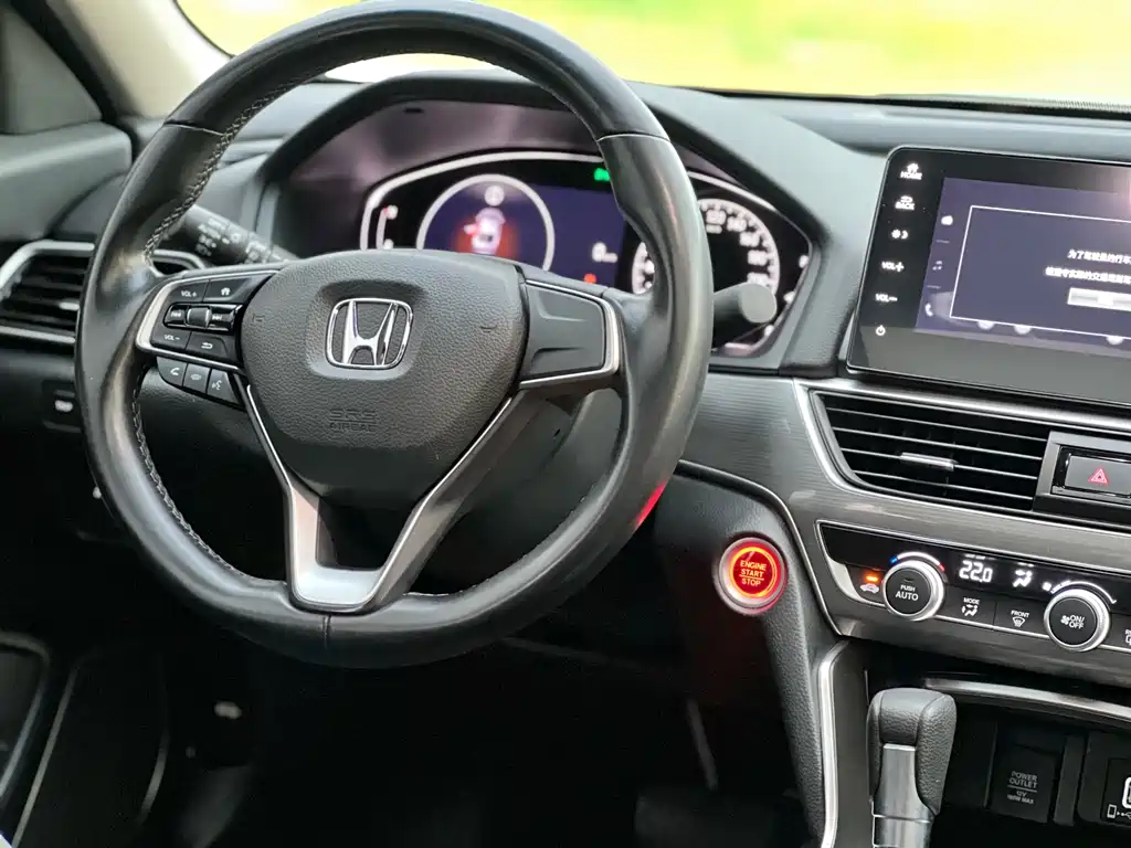 Honda Accord 2022 — фото 13
