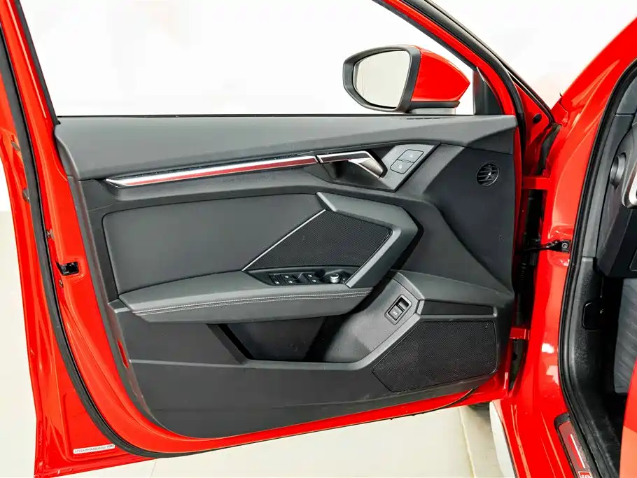 Audi A3 2021 — фото 16
