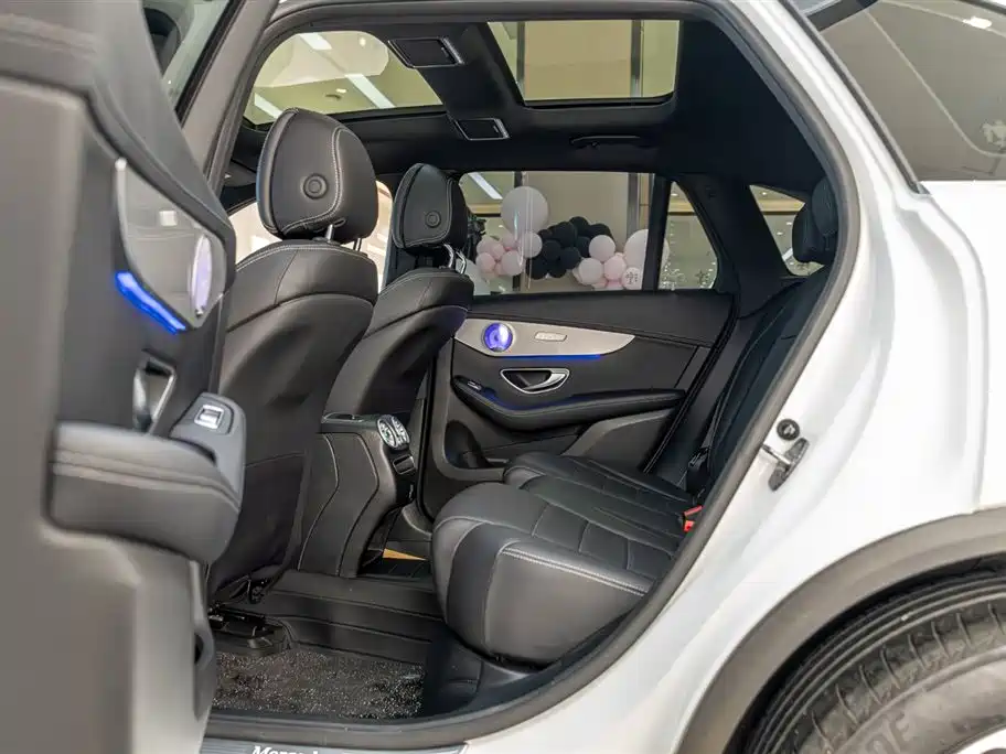 Mercedes-Benz GLC 2023 — фото 16