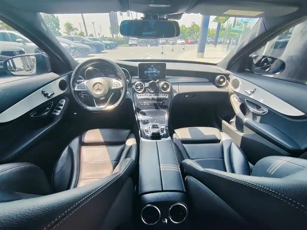 Mercedes-Benz C-Class 2016 — фото 17