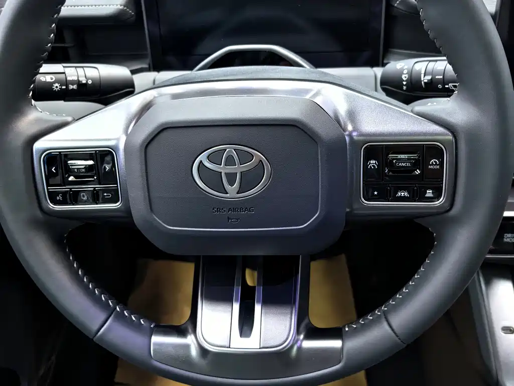 Toyota RAV4 2026 — фото 14