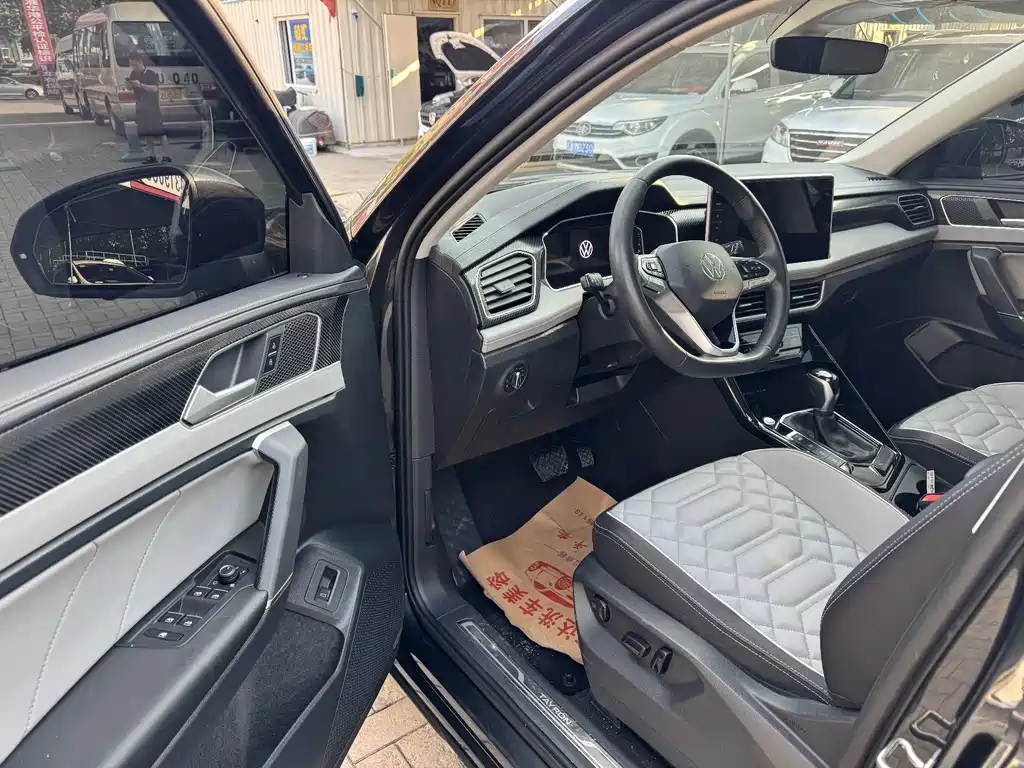 Volkswagen Tayron 2023