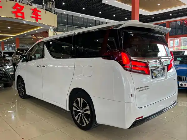 Toyota Alphard 2018