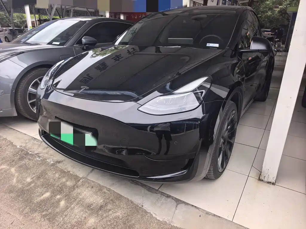 Tesla Model Y 2022 — фото 1