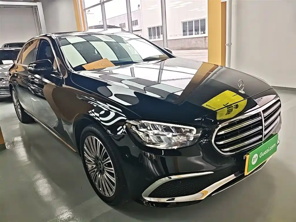 Mercedes-Benz E-Class 2022 — фото 4