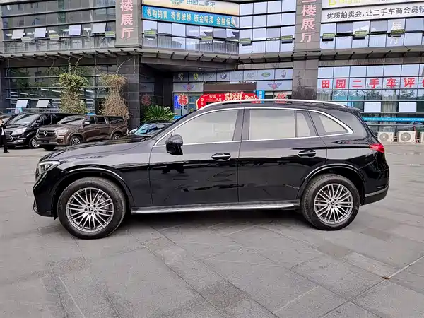 Mercedes-Benz GLC 2024