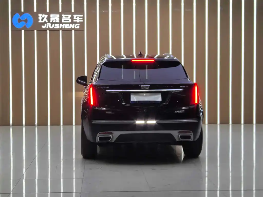 Cadillac XT5 2022 — фото 14