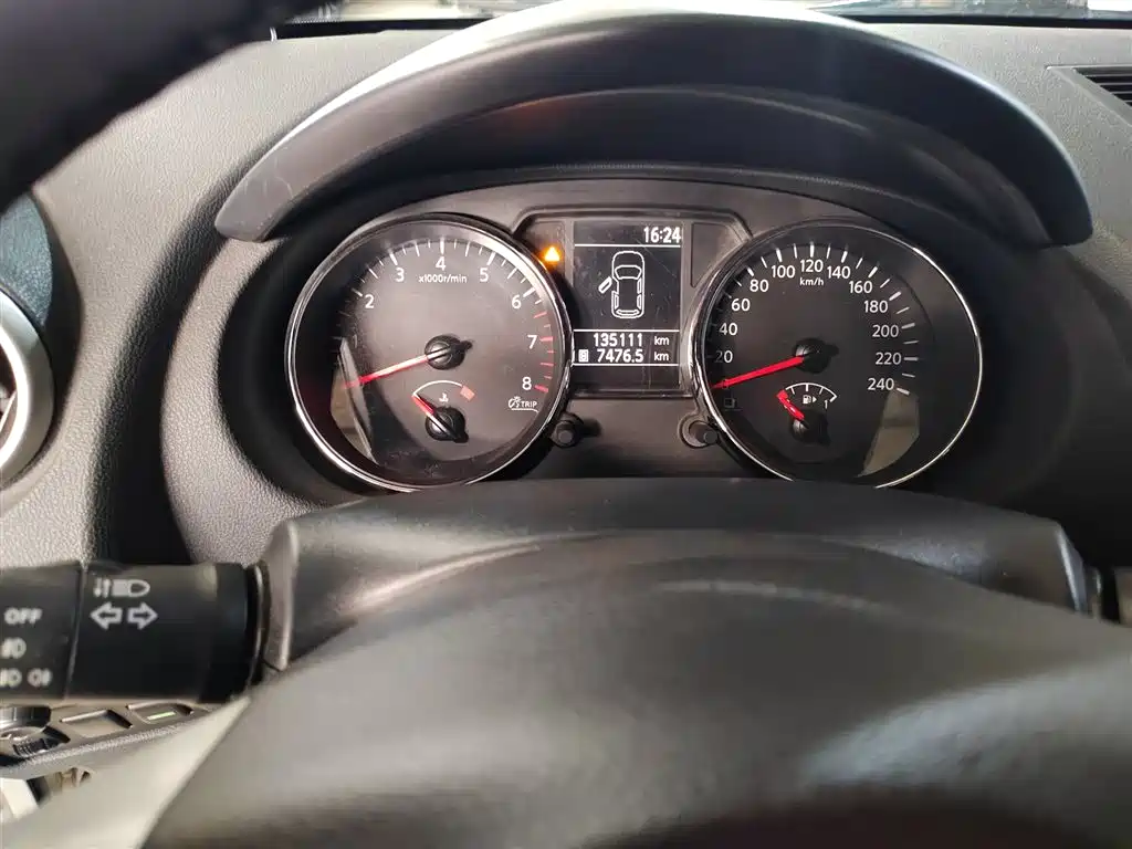 Nissan Qashqai 2015 — фото 13