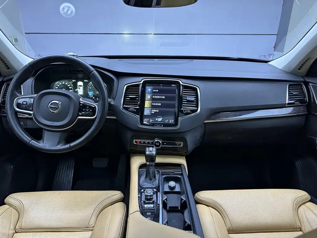 Volvo XC90 2015 — фото 7