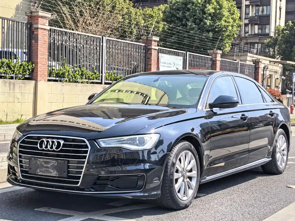 Audi A6L 2016 — фото 1