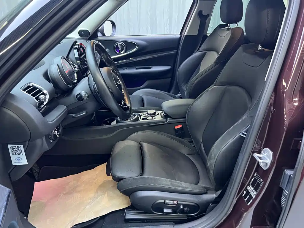 MINI Clubman 2018 — фото 14