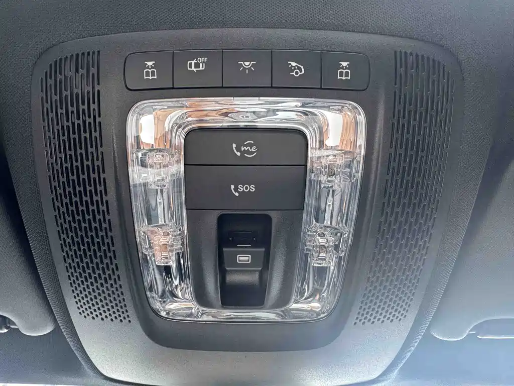 Mercedes-Benz A-Class 2022 — фото 14