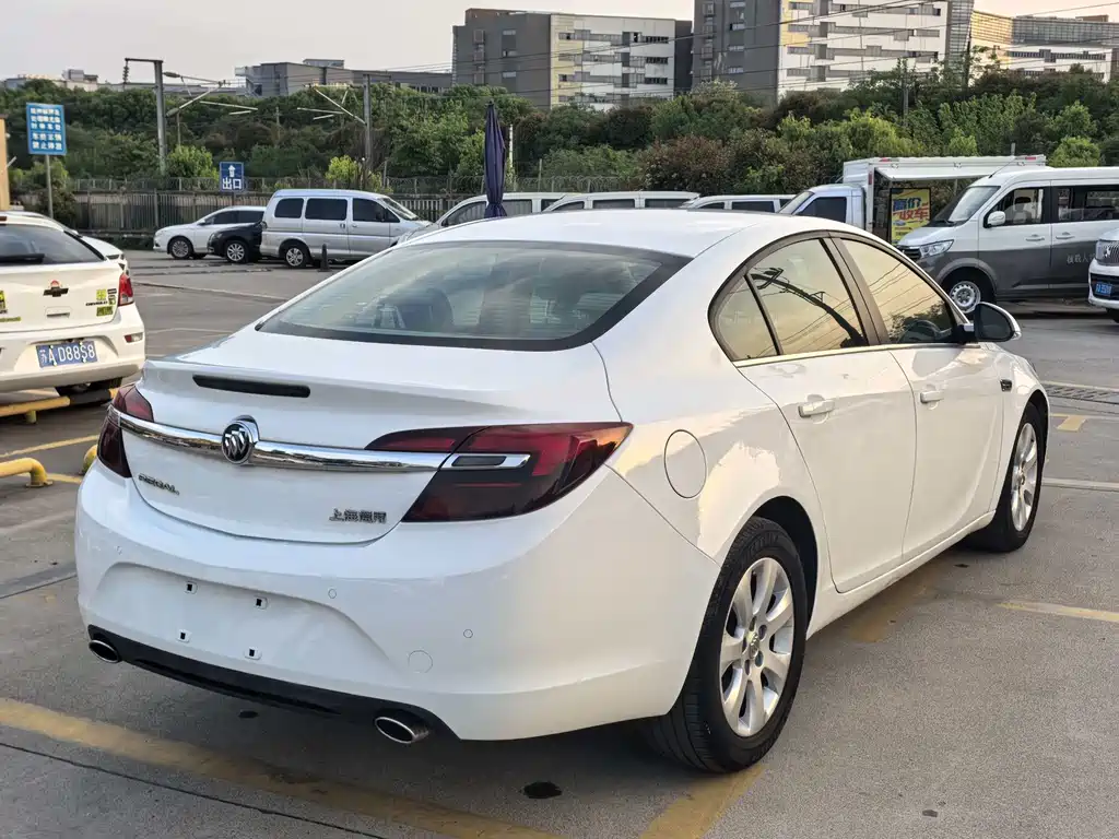 Buick Regal 2014 — фото 10