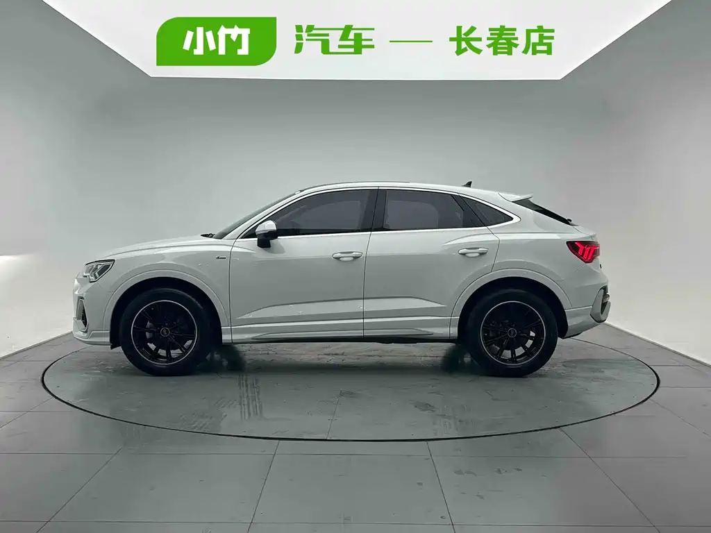 Audi Q3 Sportback 2022 — фото 3
