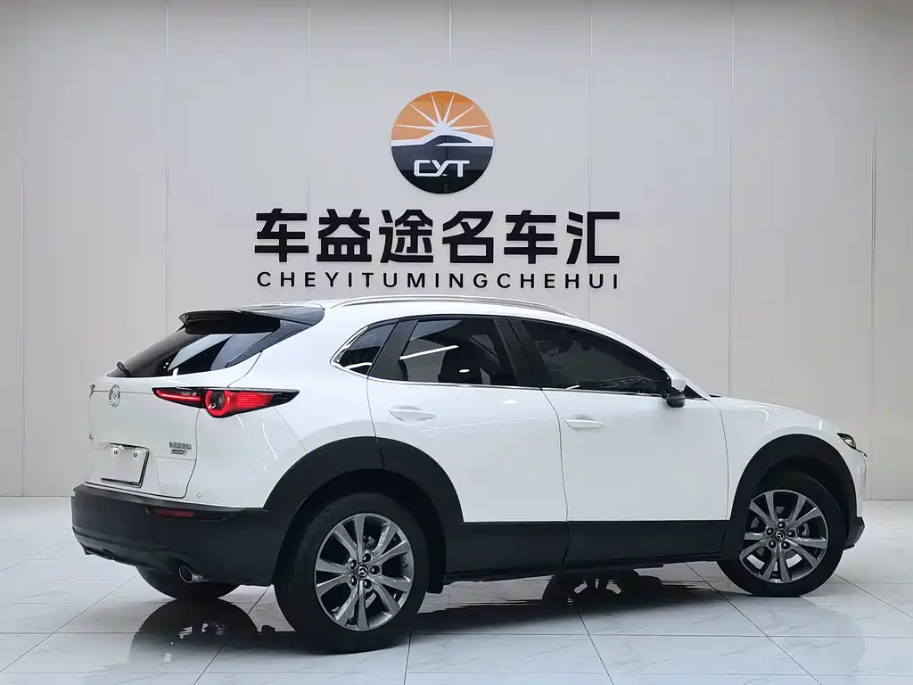 Mazda CX-30 2021 — фото 22