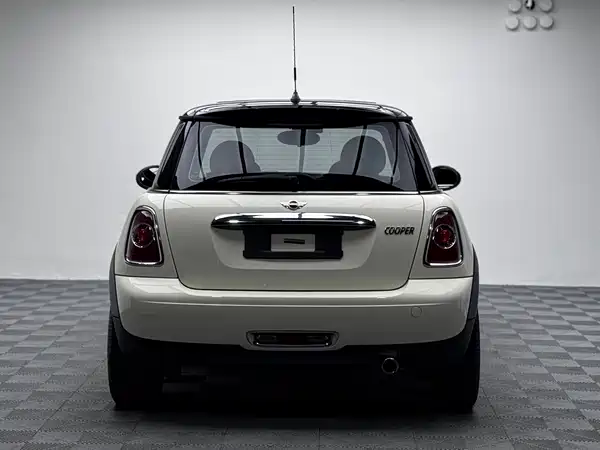 MINI 2012