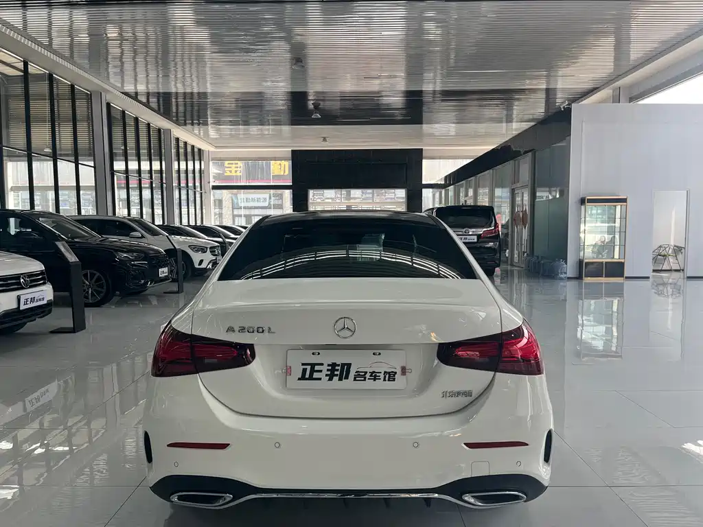 Mercedes-Benz A-Class 2024 — фото 4