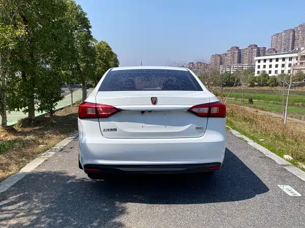 Roewe 360 2017