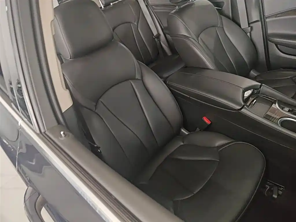 Buick Envision Plus 2021 — фото 25