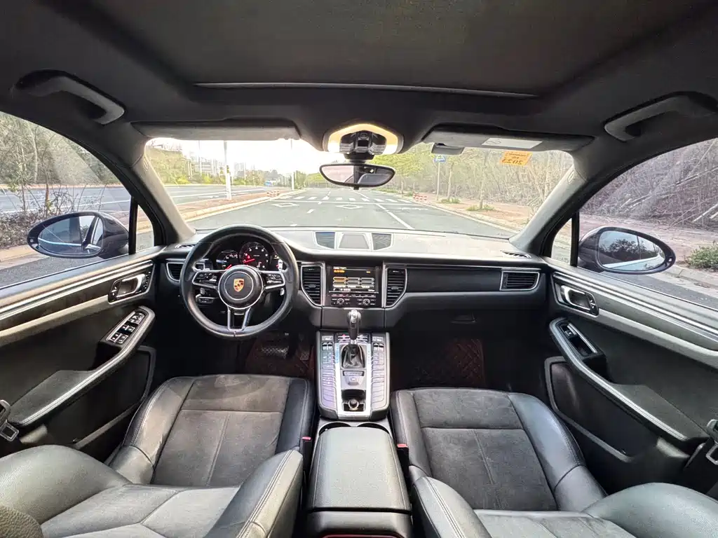 Porsche Macan 2015 — фото 6
