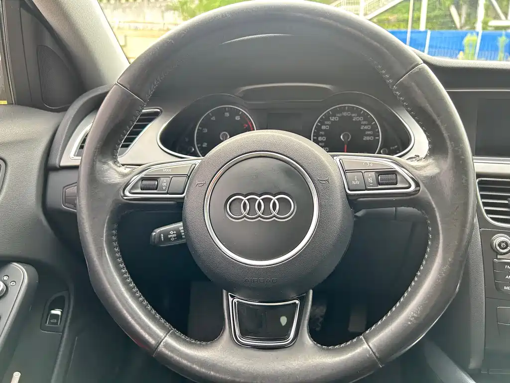 Audi A4L 2016 — фото 15