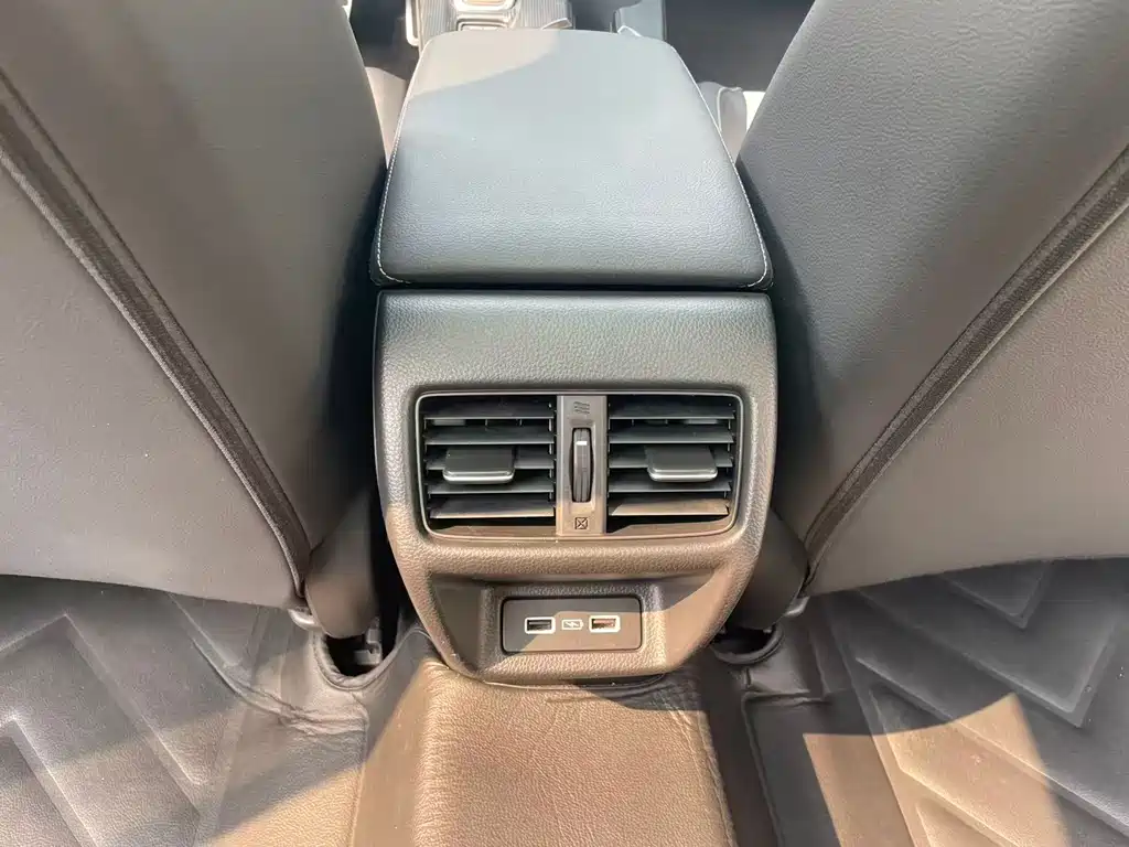 Honda Civic 2022 — фото 13
