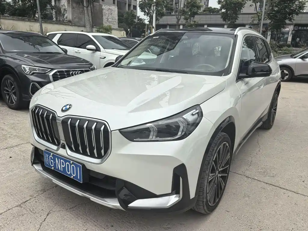 BMW X1 2024 — фото 1