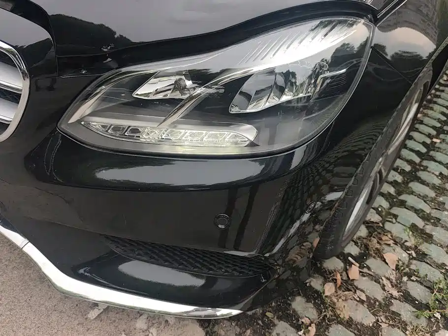 Mercedes-Benz E-Class 2015