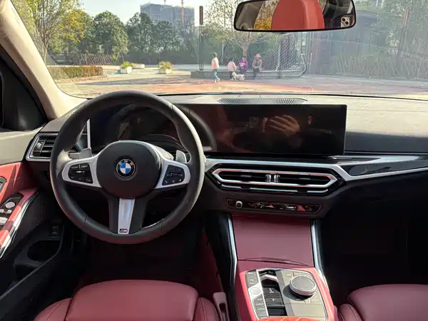 BMW 3 Series 2024