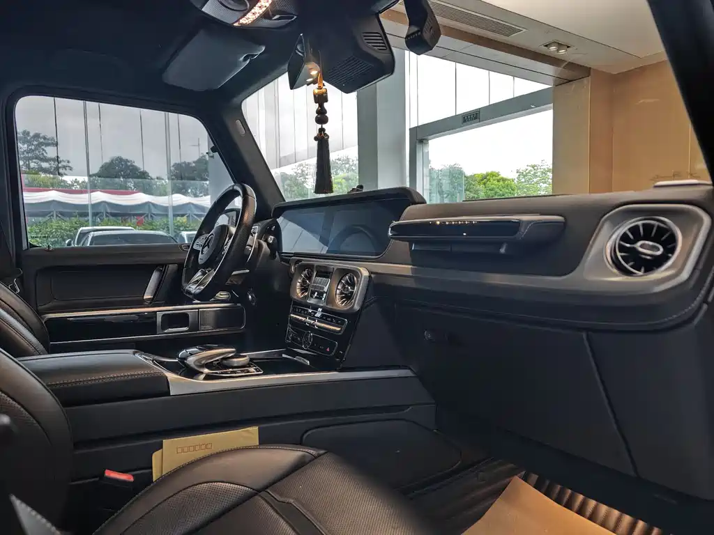 Mercedes-Benz G-Class AMG 2021 — фото 37