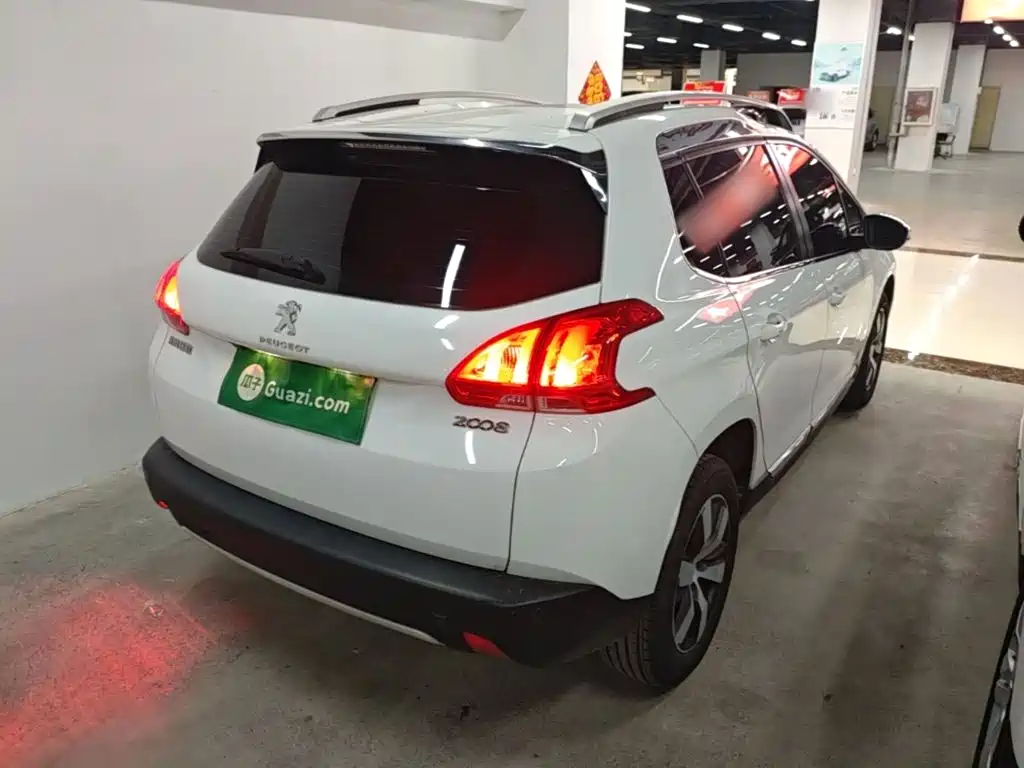 Peugeot 2008 2015
