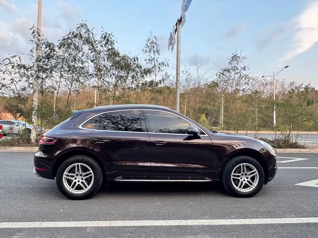 Porsche Macan 2015 — фото 13