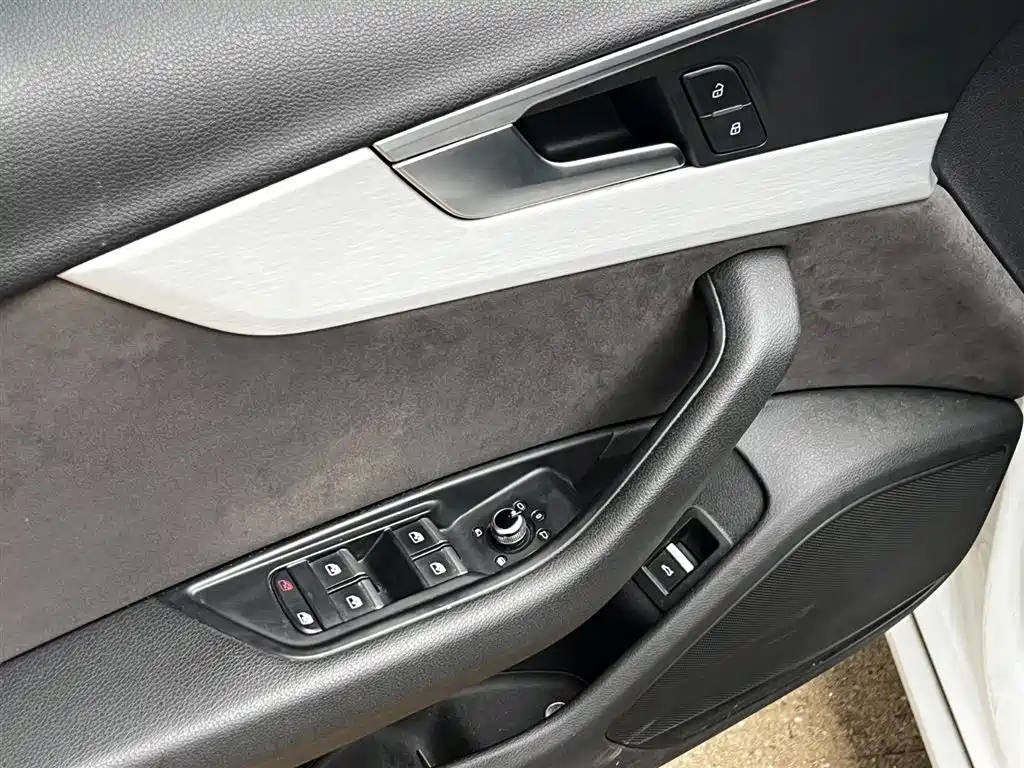 Audi A4 2020 — фото 16