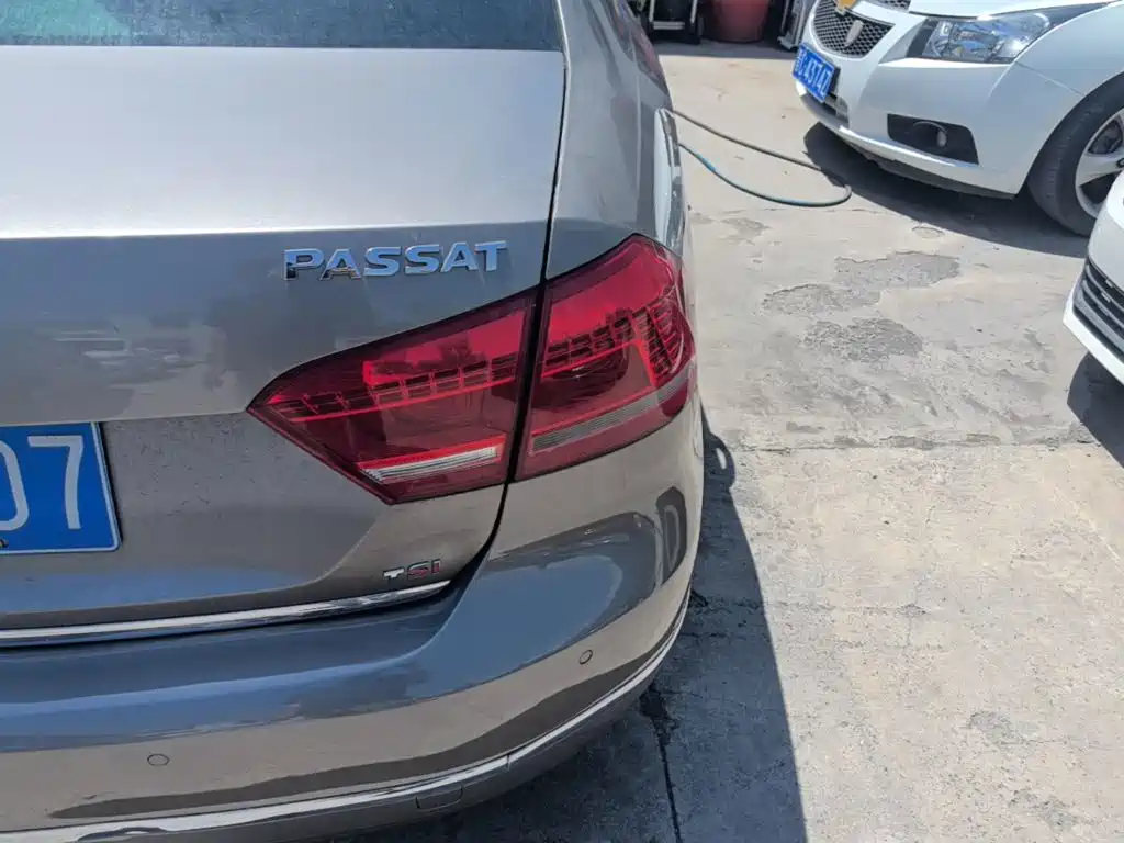 Volkswagen Passat 2015 — фото 8