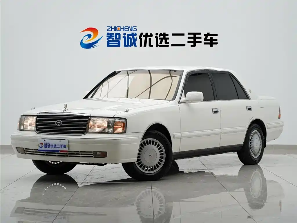 Toyota Crown 1998 — фото 1