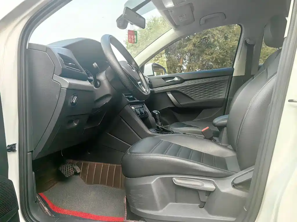 Volkswagen Tharu 2021