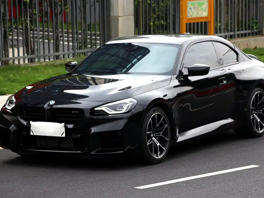 BMW M2 2025 — фото 1