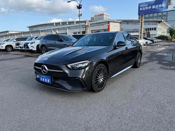 Mercedes-Benz C-Class 2022