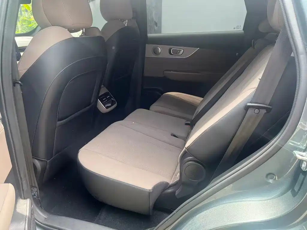 Chery Tiggo 8 PLUS 2025 — фото 11