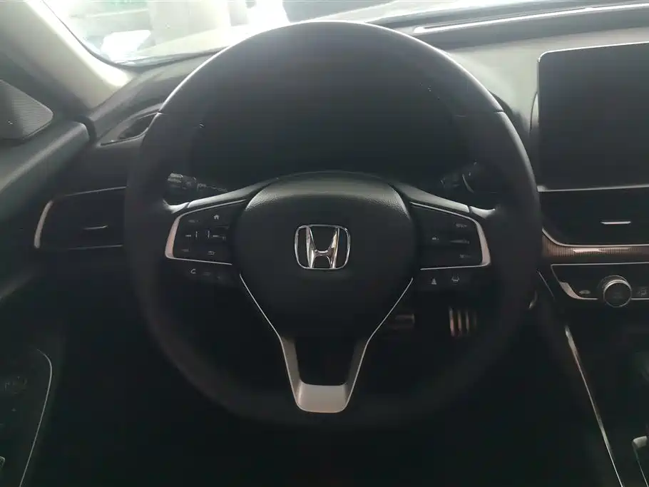 Honda Accord 2023 — фото 15