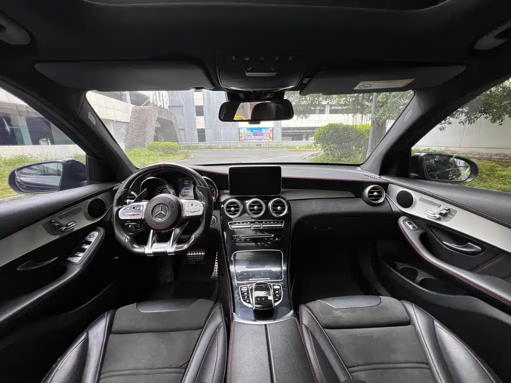 Mercedes-Benz GLC AMG 2019 — фото 5