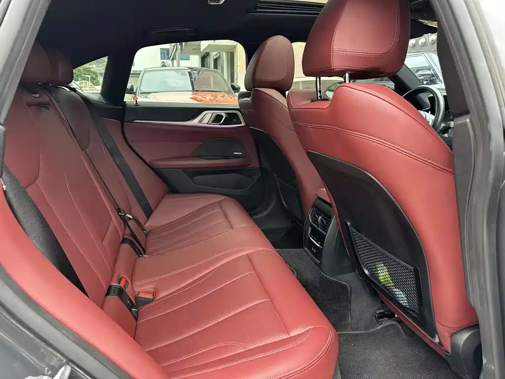 BMW 4 Series 2022 — фото 10