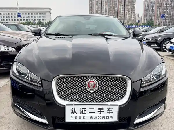 Jaguar XF 2015