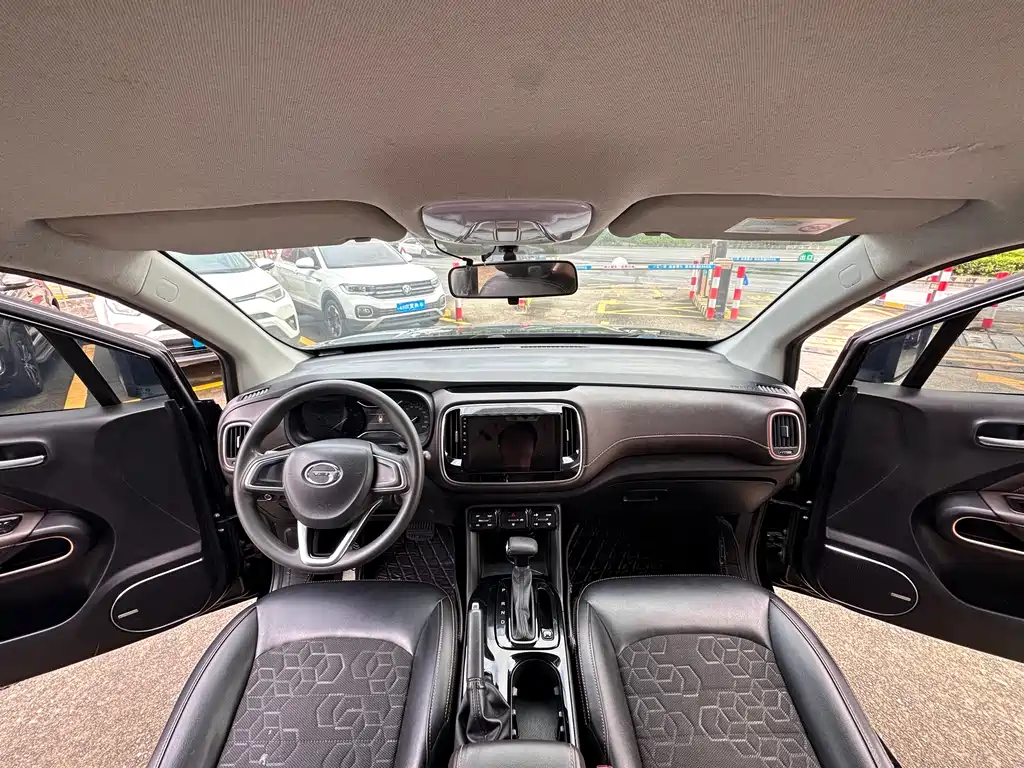 GAC Motor Trumpchi GS3 2018 — фото 12
