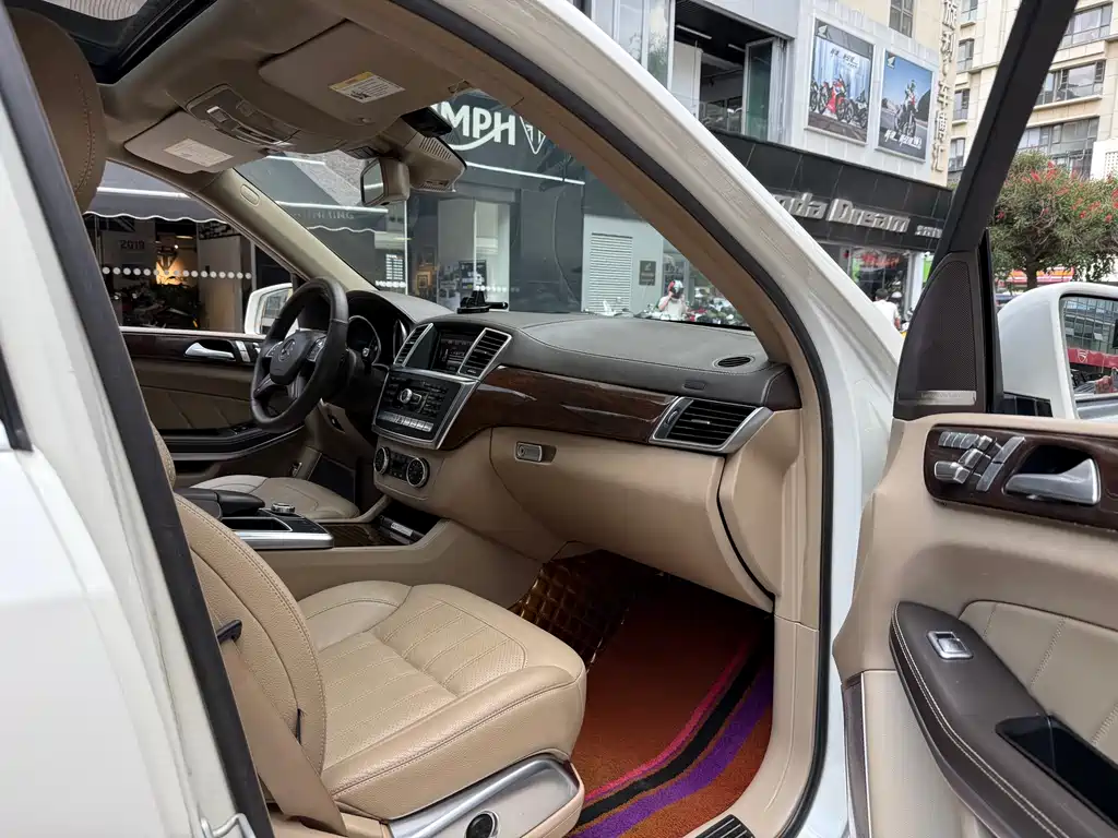 Mercedes-Benz GL-Class 2013 — фото 24