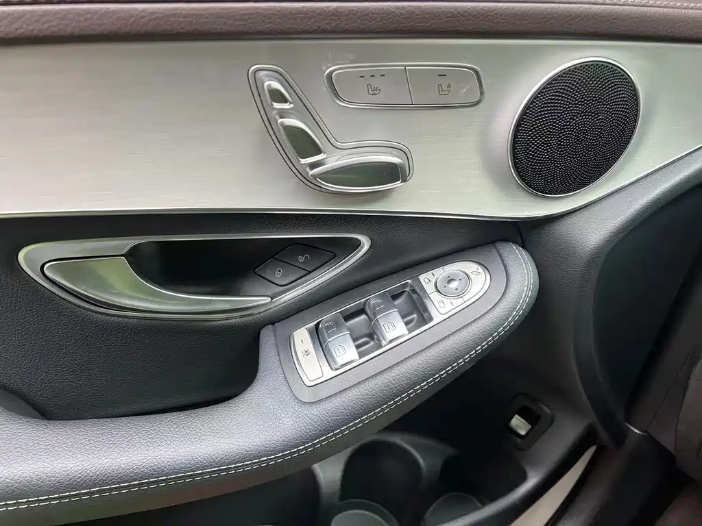 Mercedes-Benz GLC 2022 — фото 15
