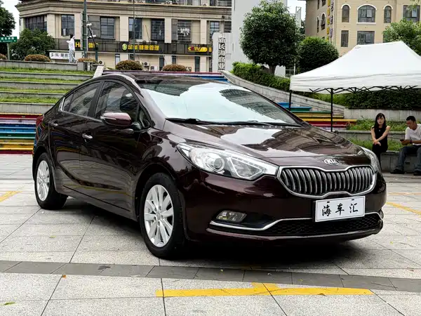 Kia K3 2015
