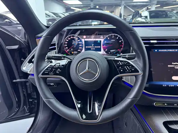 Mercedes-Benz E-Class 2024