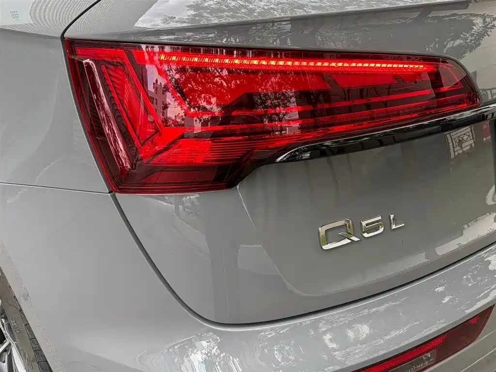Audi Q5L 2026 — фото 30
